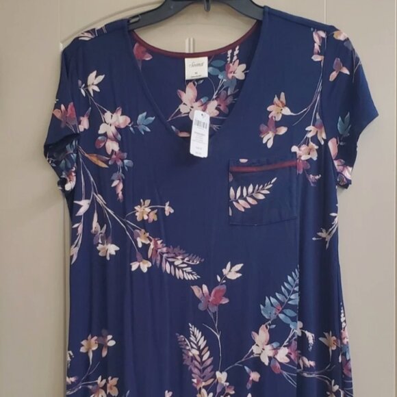 Soma Other - NWT Soma M Cool Night's Short Sleeve Sleepshirt in Sumptuous Bouquet Navy $42